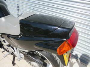 Image 40/44 de Honda VFR 750F (1991)