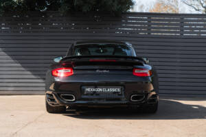 Image 8/50 of Porsche 911 Turbo (2011)