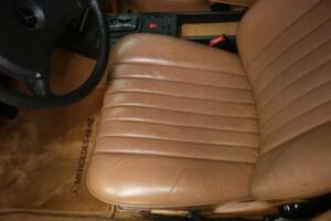 Bild 17/49 von Mercedes-Benz 250 lang (1985)