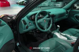 Bild 14/24 von Porsche 911 Carrera 4 (2000)