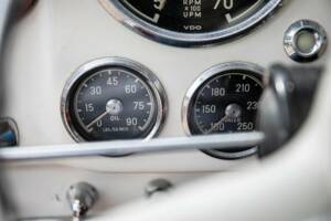 Image 17/49 of Mercedes-Benz 190 SL (1960)