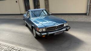 Image 10/88 of Mercedes-Benz 380 SL (1984)