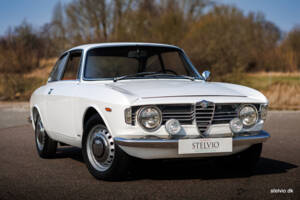 Immagine 6/42 di Alfa Romeo Giulia 1600 Sprint GT Veloce (1967)