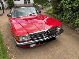 Image 3/14 of Mercedes-Benz 500 SL (1986)