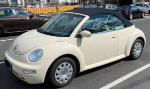Image 1/9 of Volkswagen New Beetle 1.6 (2005)