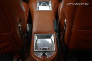 Image 3/21 of Maserati Quattroporte 4200 (1965)