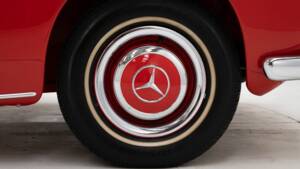 Image 11/15 of Mercedes-Benz 190 SL (1956)