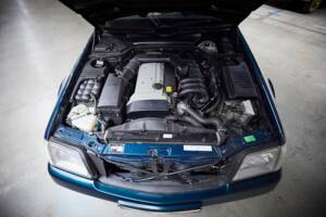 Image 90/100 de Mercedes-Benz SL 280 (1995)