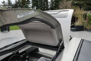 Image 24/50 de DeLorean DMC-12 (1981)