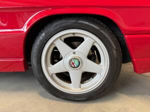 Image 26/42 de Alfa Romeo 2.0 Spider (1991)
