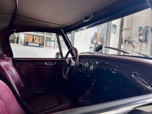 Immagine 17/31 di Austin-Healey 3000 Mk II (BJ7) (1962)