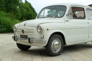 Bild 19/50 von FIAT 750 (1963)