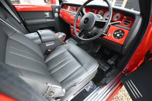 Image 33/50 of Rolls-Royce Phantom VII (2016)