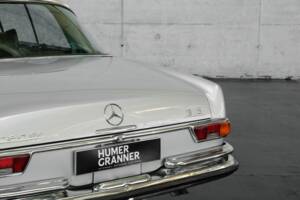 Image 41/49 de Mercedes-Benz 280 SE (1970)