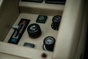 Bild 40/43 von Lamborghini Countach LP 5000 S QV (1988)