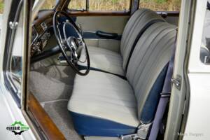 Bild 10/44 von Mercedes-Benz 220 S (1958)