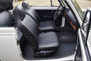 Bild 27/49 von Volkswagen Super Beetle (1979)