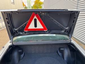 Bild 18/41 von Mercedes-Benz 190 E 2.0 (1992)