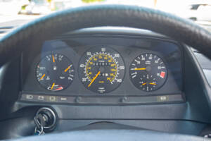 Bild 19/29 von Mercedes-Benz 280 E (1983)