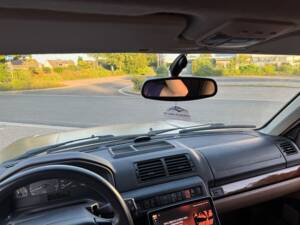 Bild 16/28 von Land Rover Range Rover 4.6 HSE (1998)