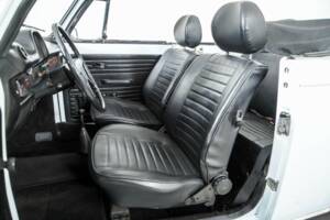 Bild 15/50 von Volkswagen Käfer 1303 LS (1976)