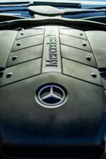 Image 46/50 de Mercedes-Benz SL 500 (2003)