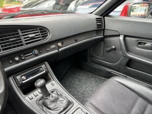 Image 15/24 de Porsche 944 (1986)