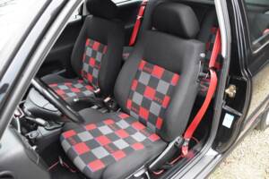 Image 24/41 de Volkswagen Golf III 2.0 GTI &quot;Edition&quot; (1997)