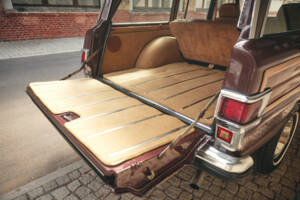 Image 33/96 of Jeep Wagoneer Limited (1982)