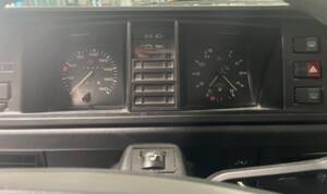 Bild 16/27 von Volkswagen T3 Pritsche 2.1 (1991)