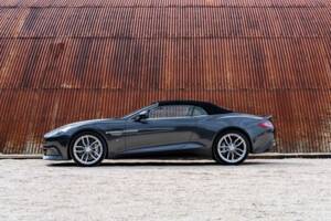 Immagine 3/35 di Aston Martin Vanquish (2017)