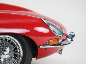 Image 12/15 de Jaguar E-Type "Lightweight" (1963)