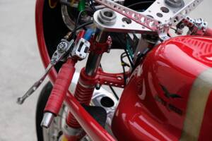 Image 43/44 of Moto Guzzi DUMMY (1972)