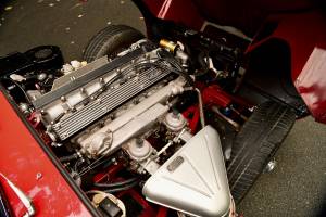 Image 32/50 of Jaguar E-Type (1969)