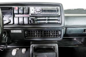 Image 38/50 de Volkswagen Golf Mk II GTi 1.8 (1987)