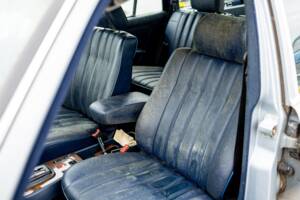 Bild 49/50 von Mercedes-Benz 280 TE (1983)
