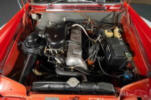 Bild 5/19 von Mercedes-Benz 230 S (1965)
