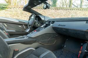 Afbeelding 36/50 van Lamborghini Aventador LP 770-4 SVJ Roadster (2020)