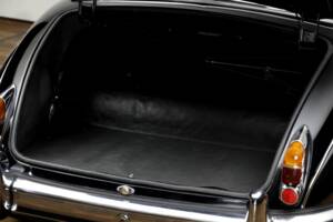 Bild 18/23 von Jaguar Mk II 3.8 (1961)