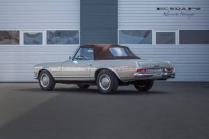 Image 4/26 of Mercedes-Benz 230 SL (1966)