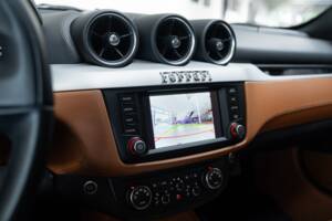 Image 24/47 of Ferrari FF (2015)