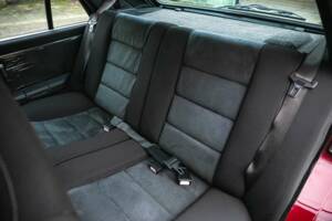 Image 41/50 of Lancia Delta HF Integrale Evoluzione II (1995)