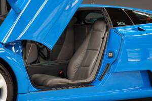 Bild 5/11 von Bugatti EB 110 GT (1994)
