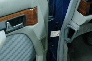 Bild 43/50 von Mercedes-Benz 300 SE (1990)