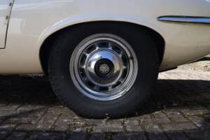 Image 29/50 de Jaguar Type E V12 (1972)