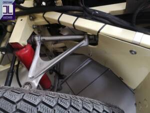 Image 42/51 de Jaguar E-Type (1970)