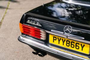Image 16/30 de Mercedes-Benz 500 SL (1983)