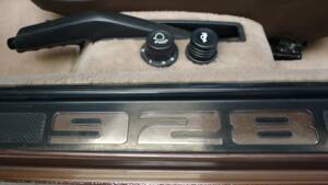 Bild 48/50 von Porsche 928 S (1986)