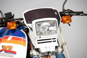 Image 26/50 of Honda DUMMY (1986)