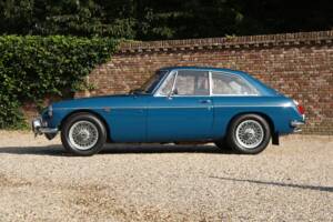 Immagine 24/50 di MG MGB GT (1971)